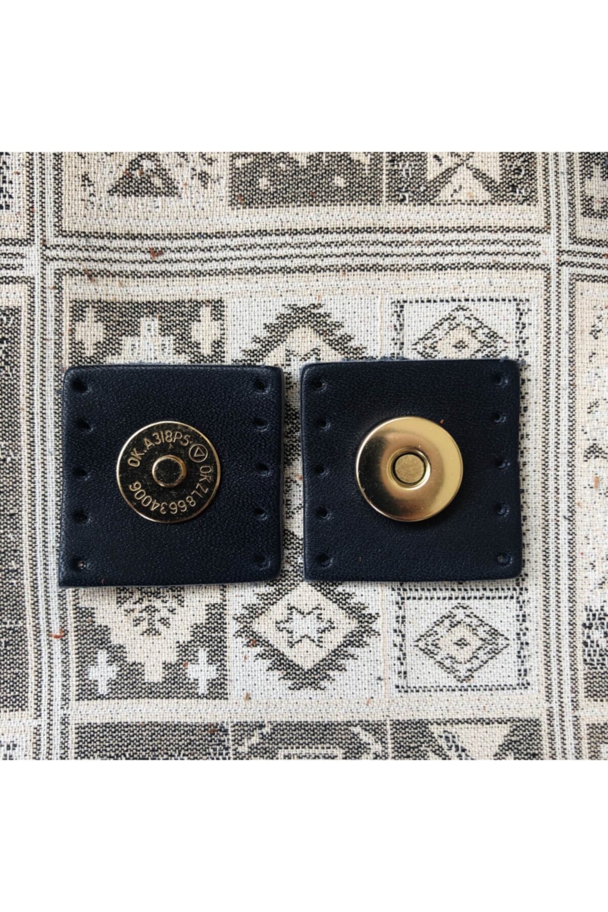 0_org_zoom-32.jpg Altın Mıknatıslı Kare Hakiki Deri Çanta Çıtçıtı - Görsel 1