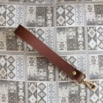 Gerçek Deri Bilek Askısı (22 Cm) - Fındık Rengi / Altın Aksesuarlı